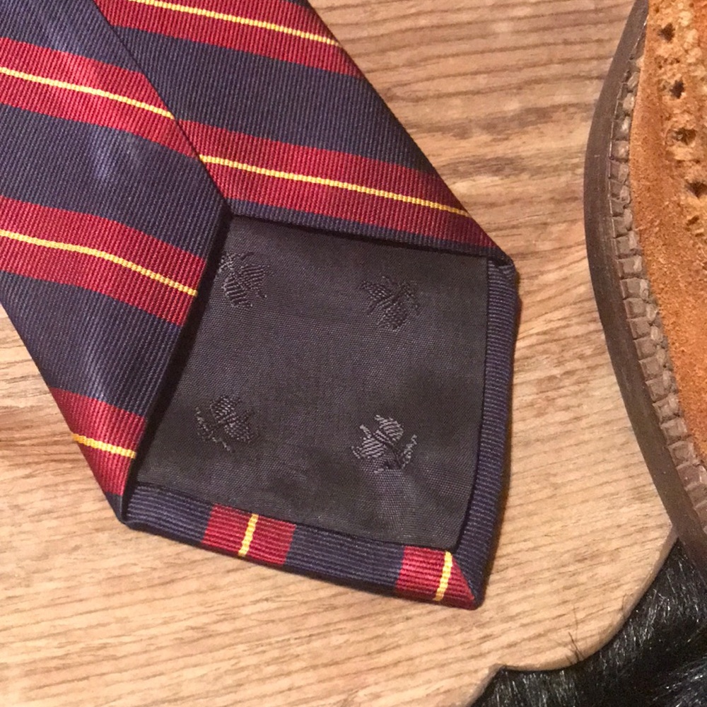 SOLD Brooks Brothers 346 Necktie - Picture 8 of 8